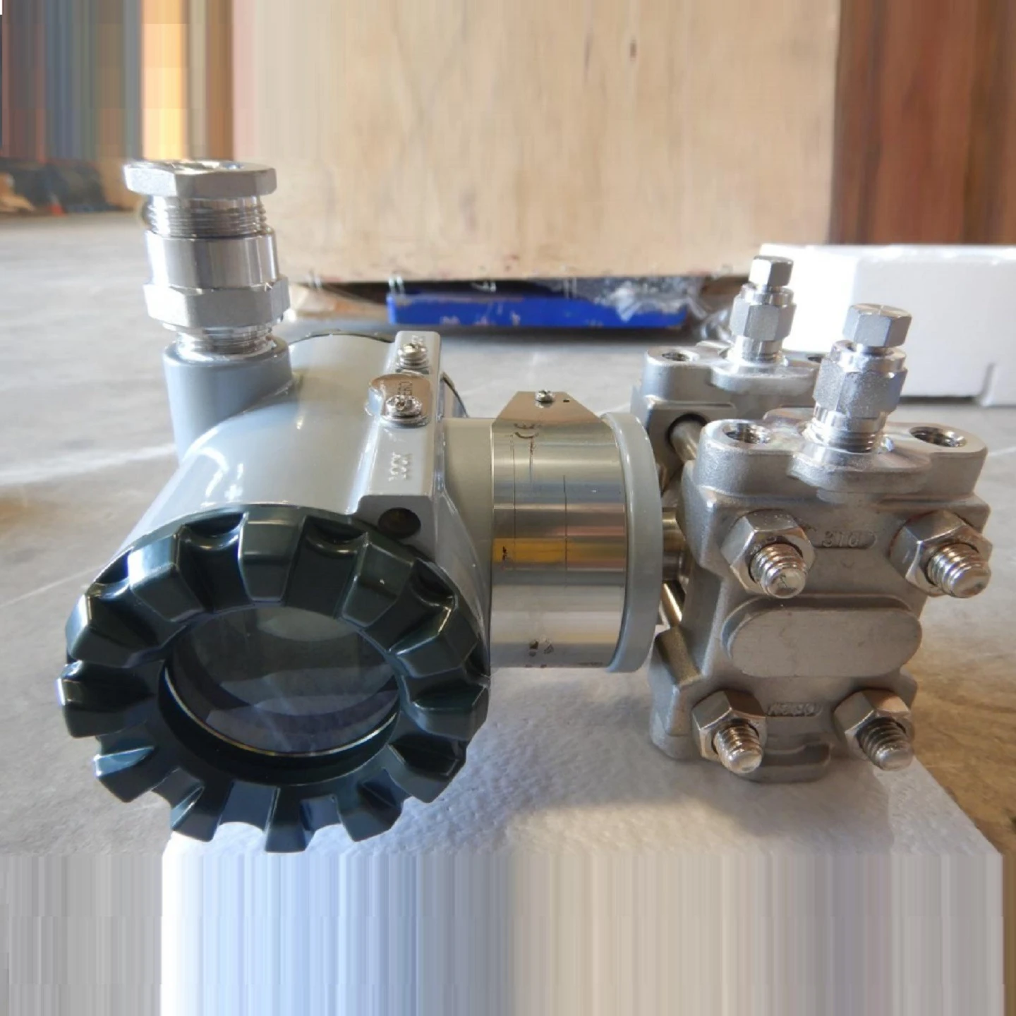 Differential pressure transmitter model