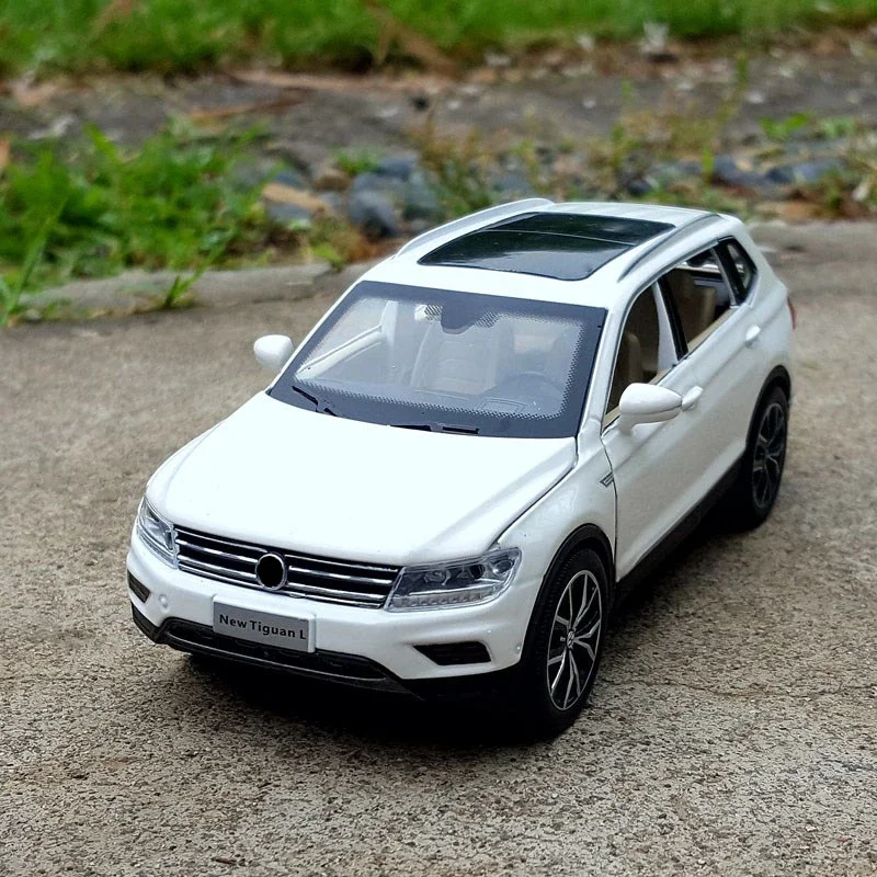 

1:32 TIGUAN L внедорожник из сплава металла литая модель автомобиля с задним звуком и фотомагнитом детские игрушки для мальчиков подарок Бесплатная доставка