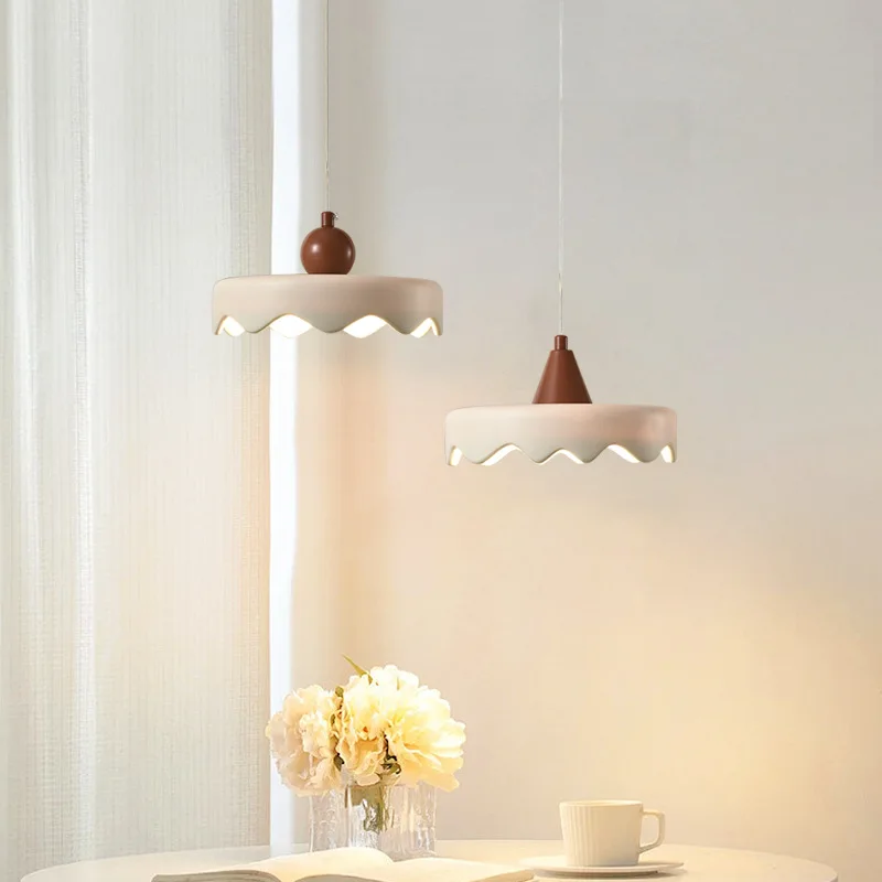 

Cream style three head restaurant pendant light full spectrum bedroom children's room bedside small pendant light