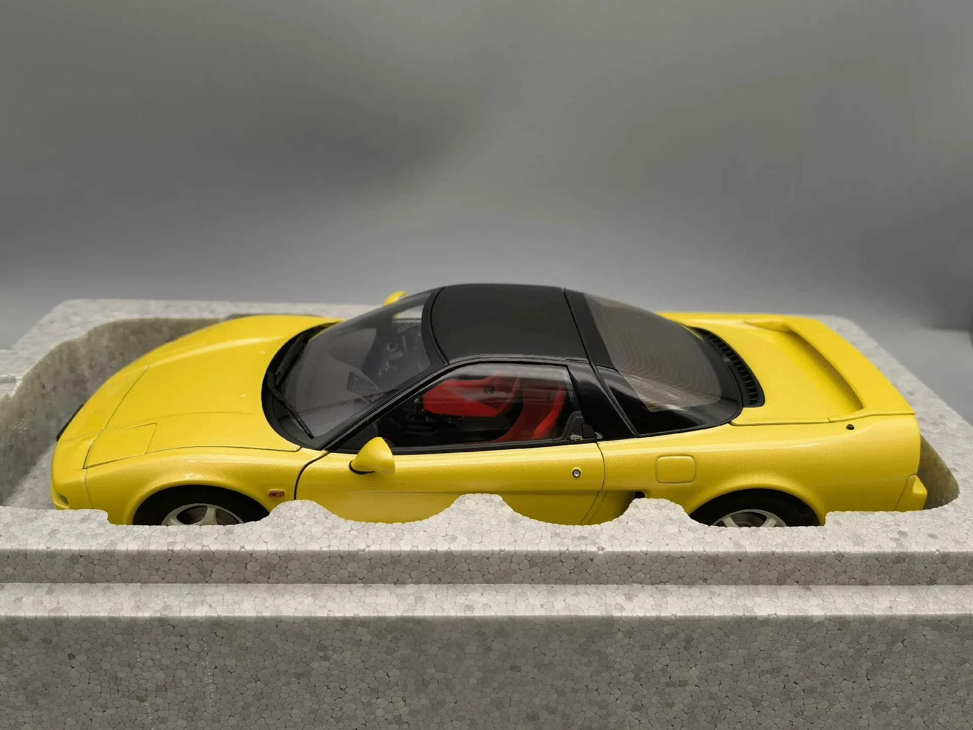 

Желтая модель автомобиля Autoart 1:18 NSX TYPE R JDM, ограниченная серия, металлическая статическая модель автомобиля из сплава, игрушка в подарок