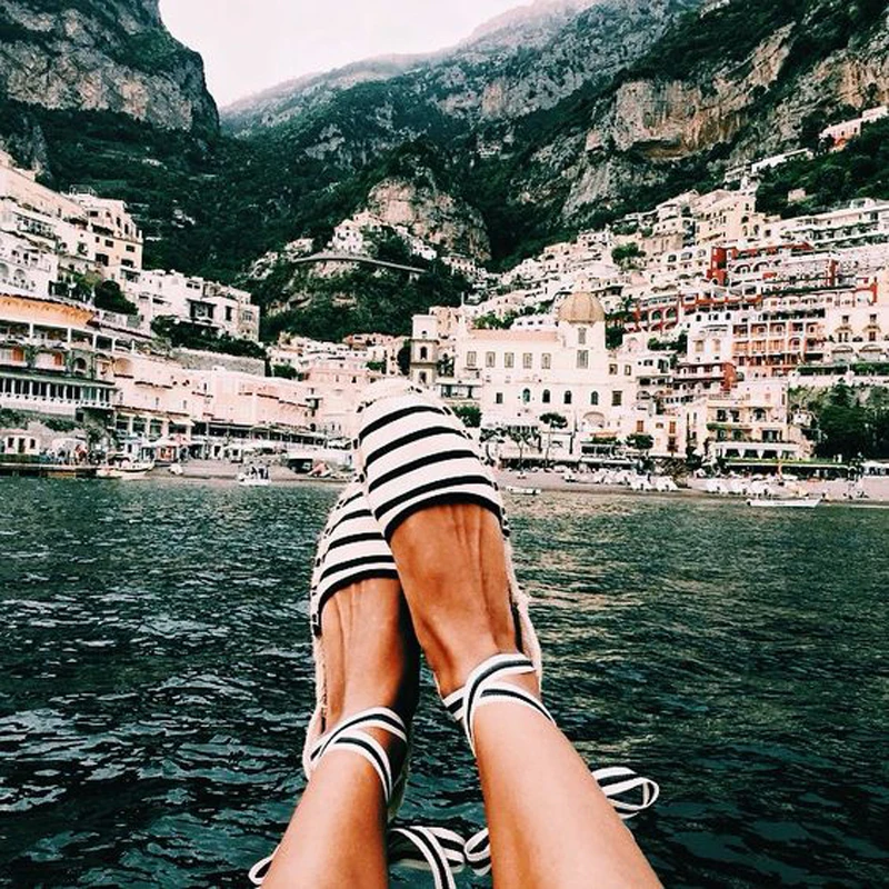 2023 Summer Flat Sandals Women Lace up Stripe Black Flats Espadrilles Shoes for Woman INS Style Ankle Strap Girls Beach Sandals
