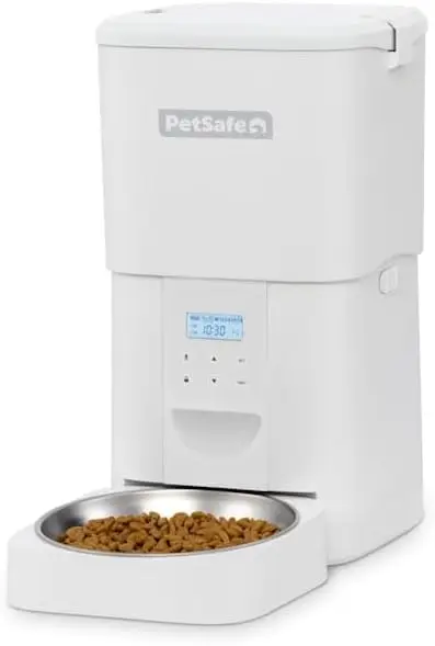 

Automatic Pet Feeder with Portion Control, 8-Cup Capacity, Programmable Meals for Cats and Small Dogs