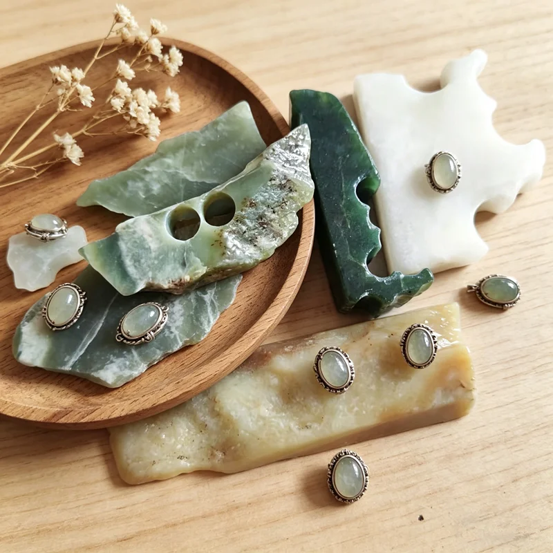 Natural Hetian Jade Stone Crystal for Jewelry Making Leftover Material Collection Gemstone Mineral Specimens Home Decora