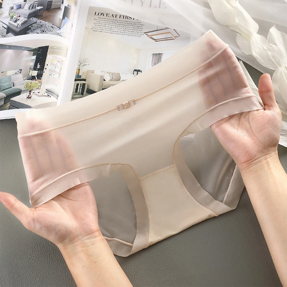 

Sexy Underwear Womens Summer Thin Ice Silk Seamless Lingerie Mid-Waist Panties Triangle Pants Breathable Underpants Trunks