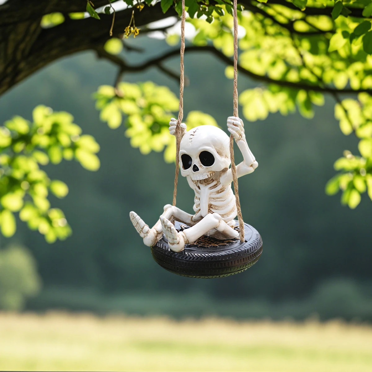 Cute Mini Skeleton Tire Swing Hanging Decoration, Gothic Style Garden Ornament, Haunted House Party Yard Branch Resin Hanging Decoration