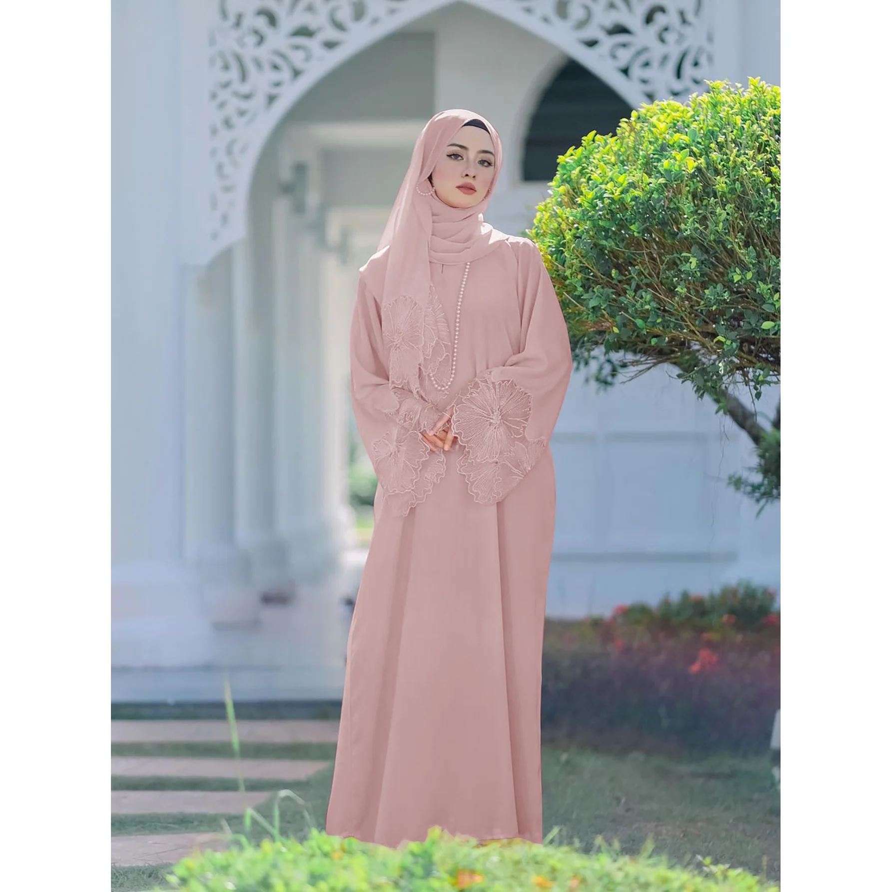 

Muslim Fashion Hijab Dubai Abaya Malay Indonesian Long Dresses Solid Islam Clothing Lace Dresses Abayas for Women Muslim Dress