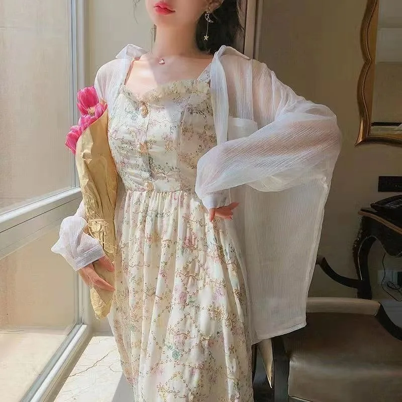 Robe à volants à imprimé floral pour femmes, robe d'été française douce, robe de soirée élégante, bouton de perle, jupe coréenne Kawaii