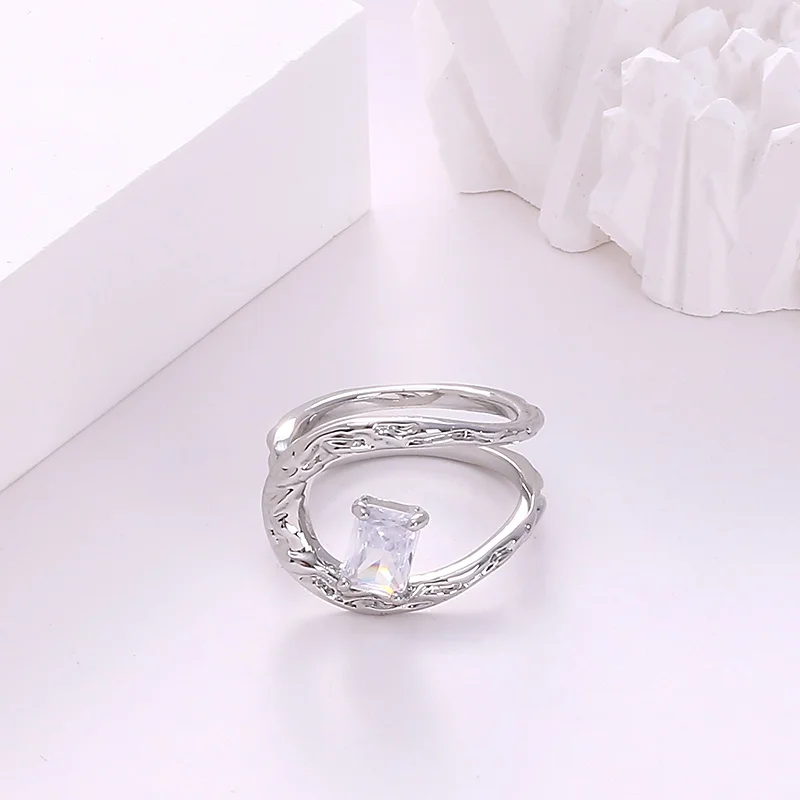 Hammered Gold Open Ring For Women Rectangular Zircon Inlaid Adjustable Band Trendy Fashion Jewelry Gift For Daily Wear