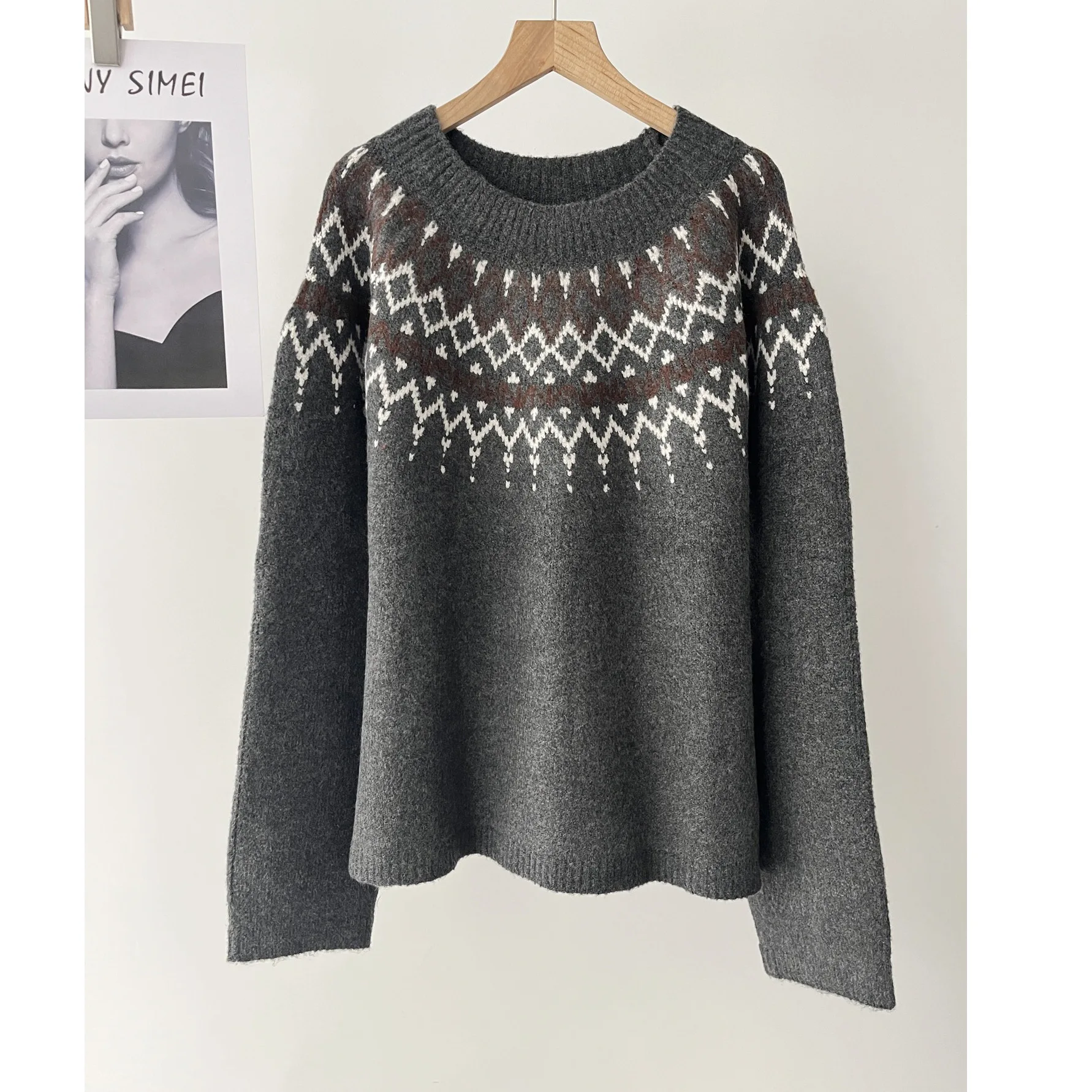 

Женский повседневный мягкий восковой универсальный свитер с круглым вырезом Fair Island, вязаный свитер, зима 16a-1947