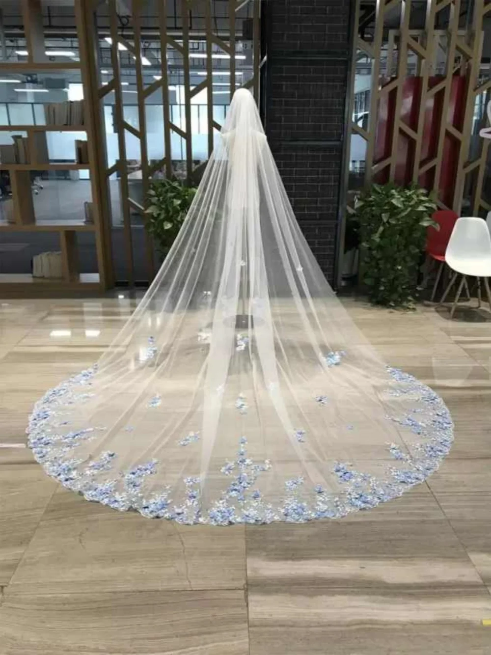Illusion Wedding Veil 3D Appliques One Layer Long Cathedral Length Veils Applique Edge velo de novia For Bride Customized image 2