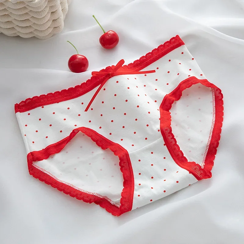الفراولة الحمراء المطبوعة القطن سراويل المرأة منتصف الخصر ملخصات مثير الملابس الداخلية الإناث الملابس الداخلية مريحة السيدات جذوع