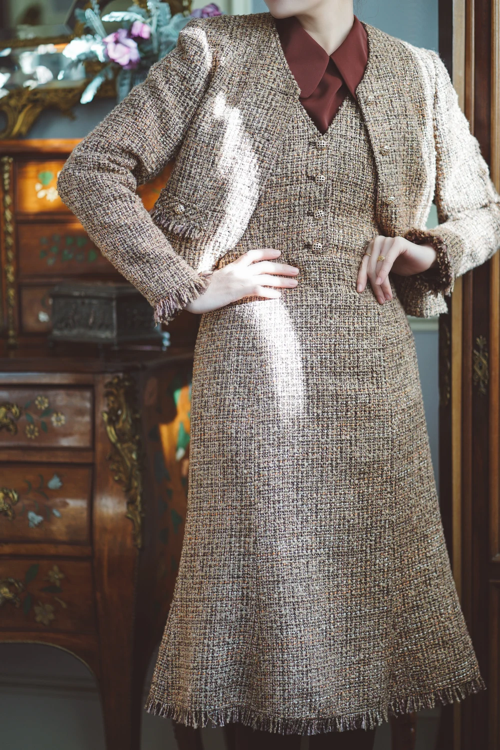 

Юбка-миди Miaou Boutique в винтажном стиле, пятицветная, золотистая, с бахромой, с завышенной талией, радужная, с эффектом «фейтейл»