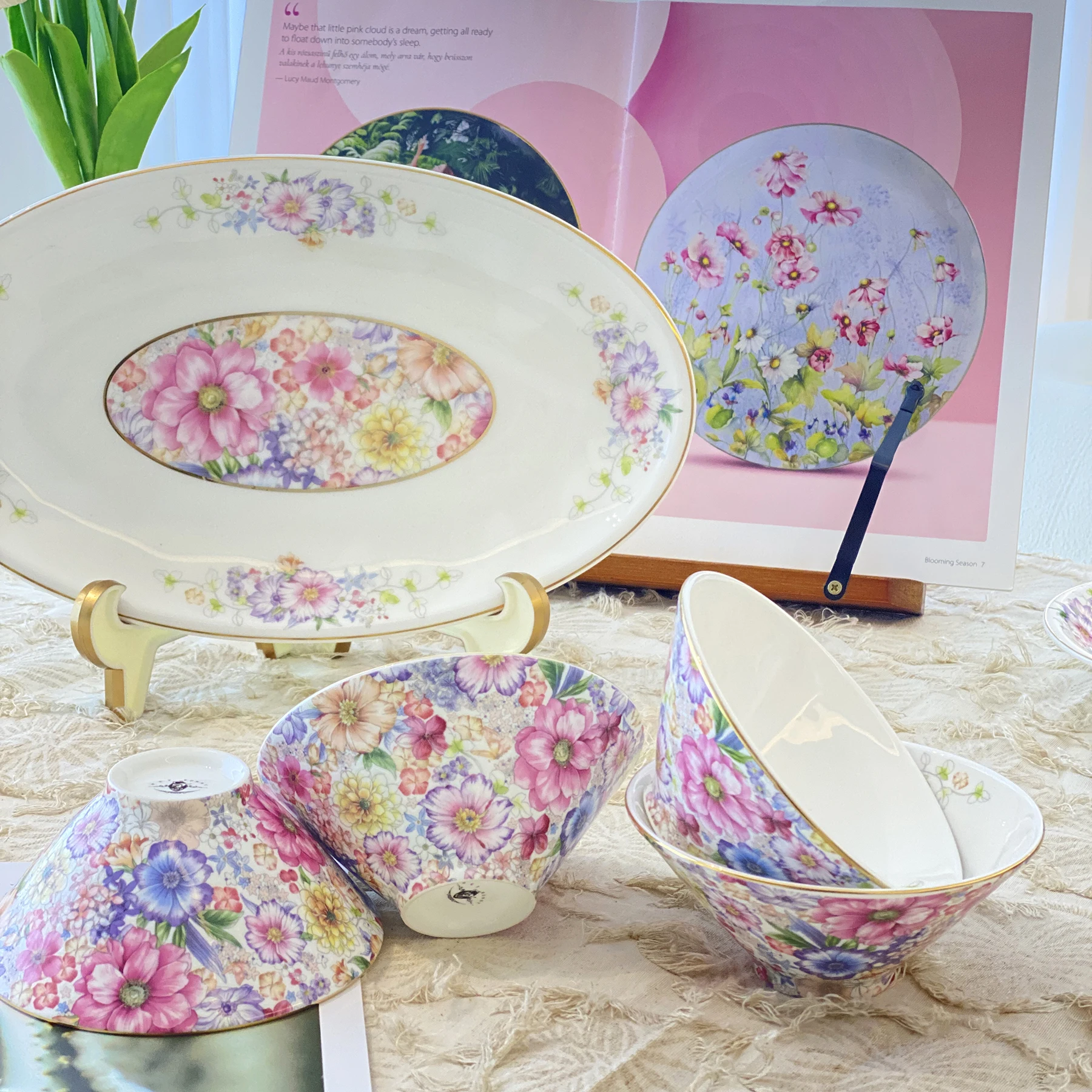 

Secret Garden Bone China Hat 5 Inch 6 Inch Rice Bowl Household Dinnerware Floral Pattern Luxury Style Ceramic Bowl Made in China
