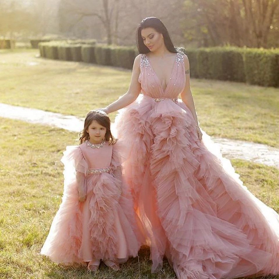 Customized 2024 Pink Sleeveless Puffy Mother And Daughter Prom Dresses Tulle Beading Evening Gown Kids Birthday Party Dress