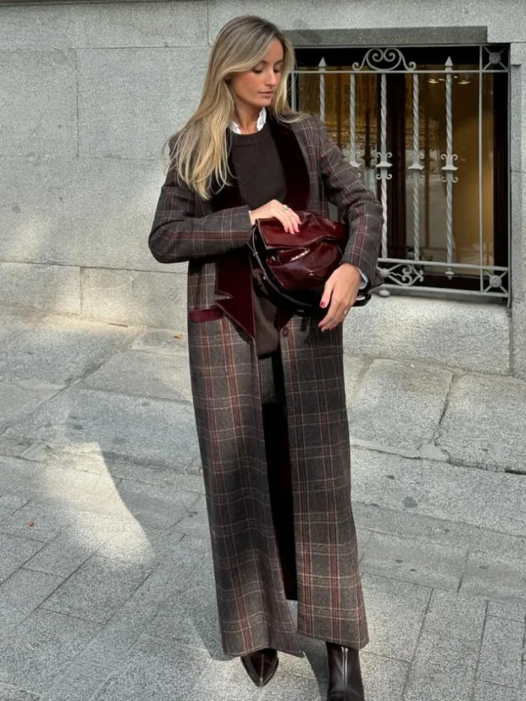 Elegant Plaid Printing Long Hoodied Warm Overcoats Women Chic Full Sleeve With Pockets Long Jackets 2024 Lady Fashion Streetwear