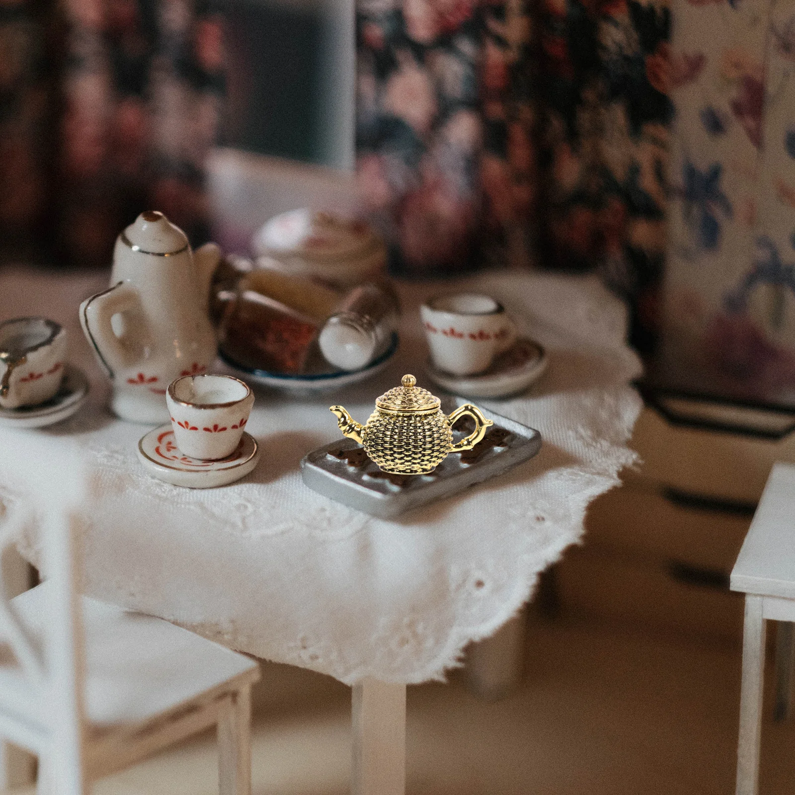 6개 미니 티포트 세트 아연 합금 소재 오래 지속되는 테이블 장식 홈 데코 미니어처 티컵 미니 티포트