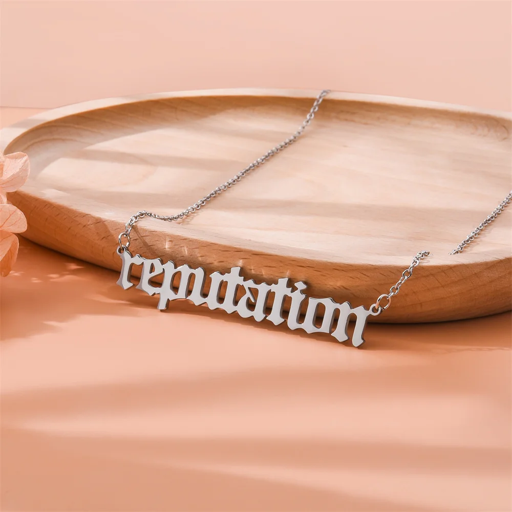 Taylor the Swift 2018 Classic Reputation Stadium Tour Concert Commemorative Series Pendant Cosplay Jewelry for Fans Friends Gift