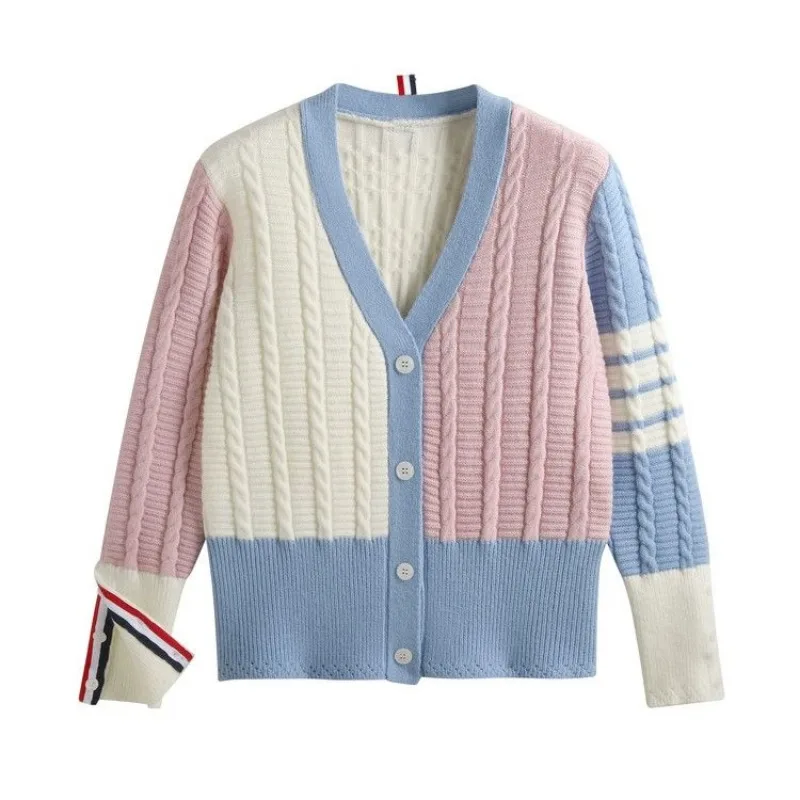 2024 Korean version new contrasting color V-neck sweater paired with knitted cardigan and college style top jacket