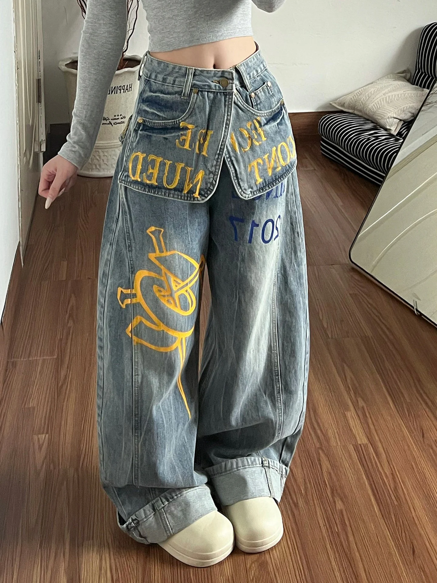 

American Retro Printed Denim Pants Women Early Spring Design Wide Leg Straight Cut Pants High Waist Asymmetrical Blue Jeans
