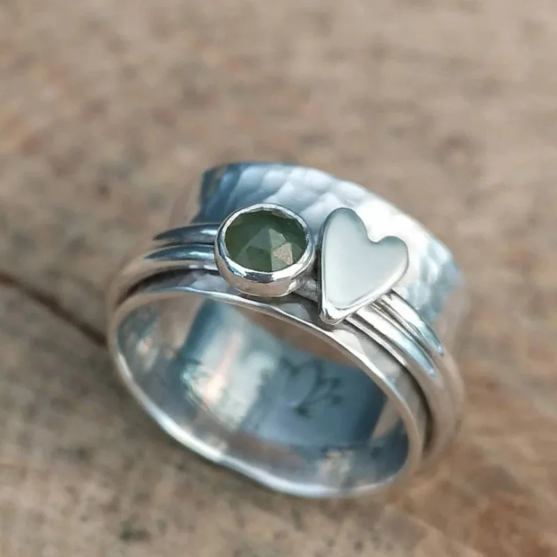 Anillos de corazón de Color plateado Vintage para mujer, anillos redondos de moda con incrustaciones de piedra verde, anillos de fiesta creativos personalizados, joyería