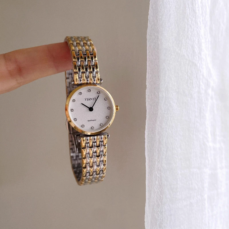 Waterproof 2025 quartz watch birthday gift quality classic trend women's watch elegant and simple