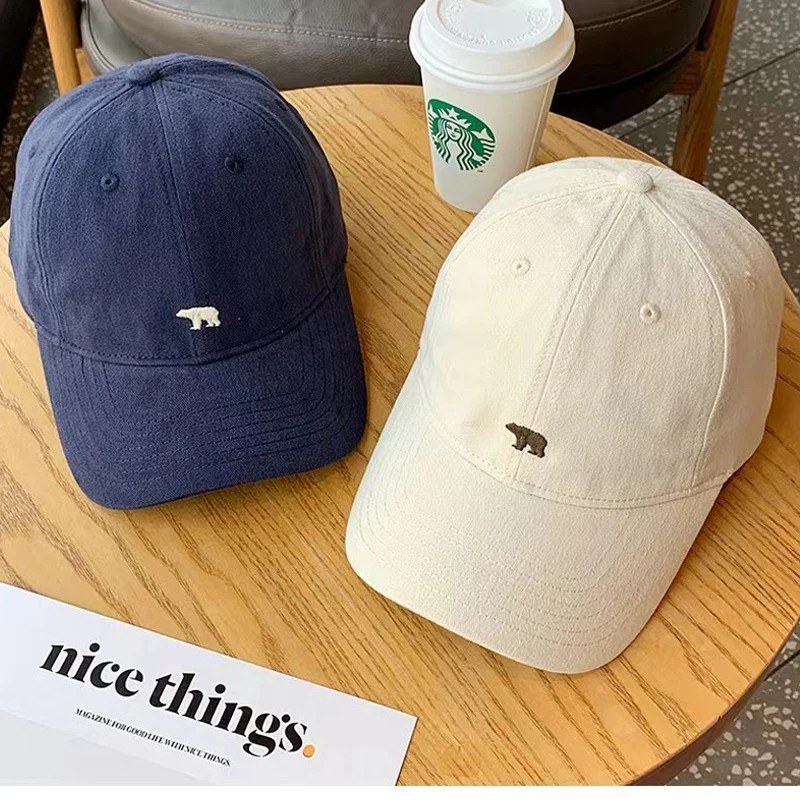Summer versatile polar bear embroidered baseball cap with large brim for a small face, unisex duckbill cap for both men and wome