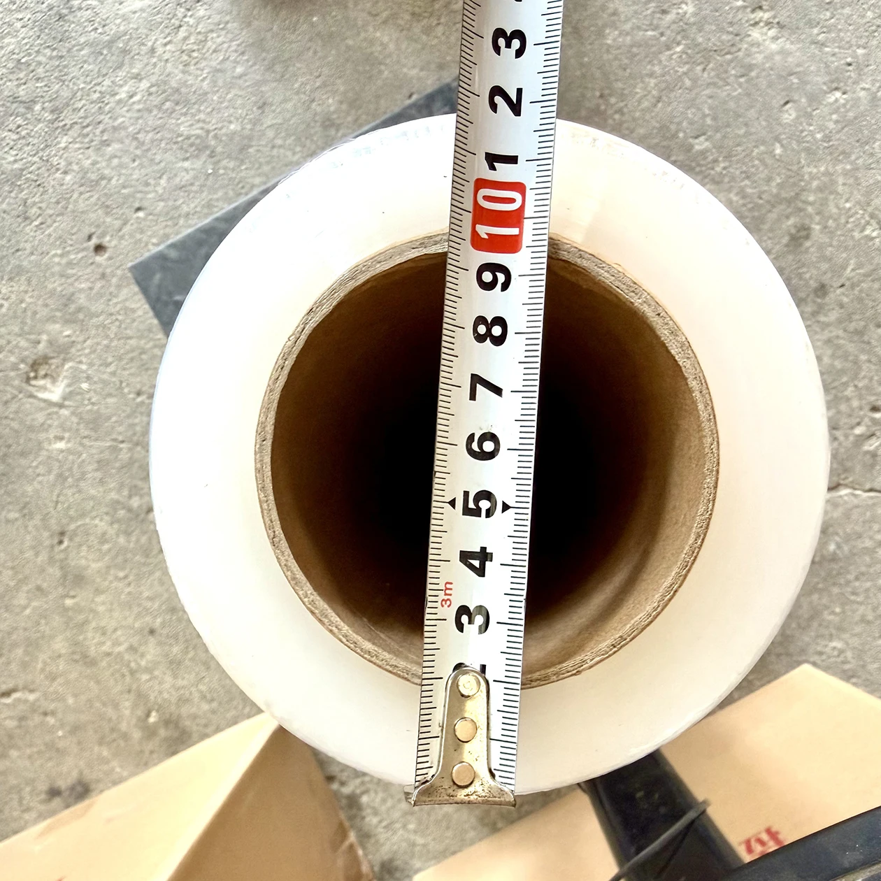 New PE material Stretch Wrap 300M Film Heavy Duty Pallet Wrap Industrial Packaging High Elasticity Tear Resistance for Moving