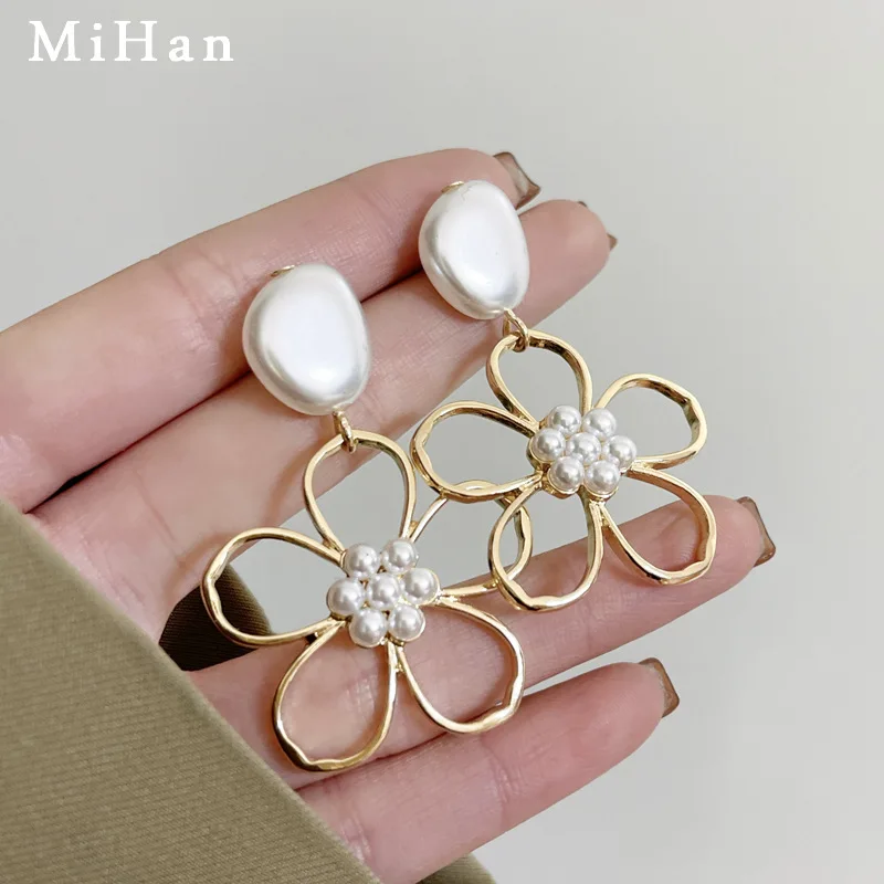 

Mihan Trendy Jewelry 925 Silver Needle Big Flower Earrings 2023 Trend New Elegant Simulated Pearl Earrings Fro Women Girl Gift