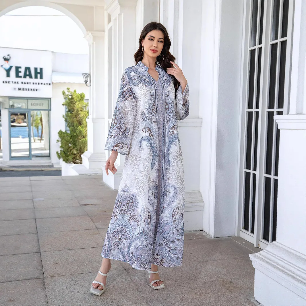 

241111 Muslim Women's Clothing Long Robe Embroidered Fabric Print Rhinestone Women's Long Dress Abayas Islam Elegant