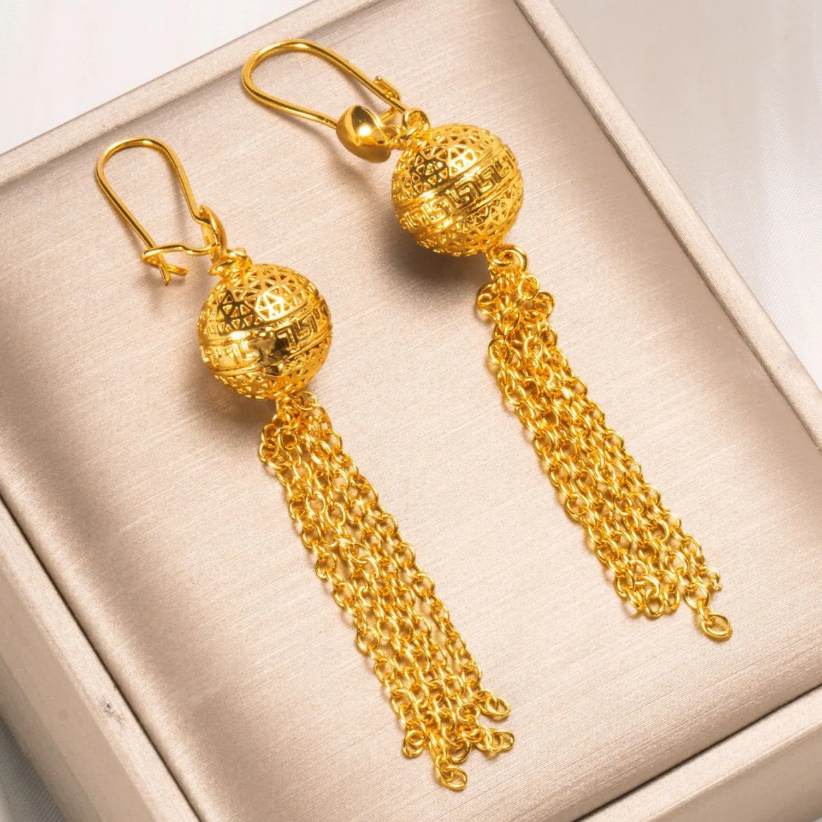 9999 gold long dangling earrings with pearl fringes for wholesale purchase