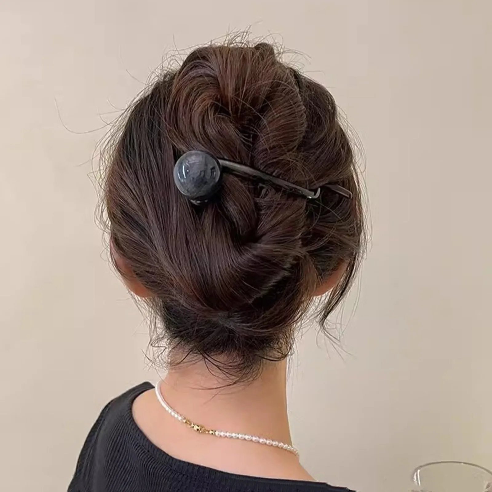 New Fashion Barrettes Retro S Shape Ponytail Twist Hair Clips Hairpins Twisted Hollow Out Shark Clips Headdress Hair Accessories