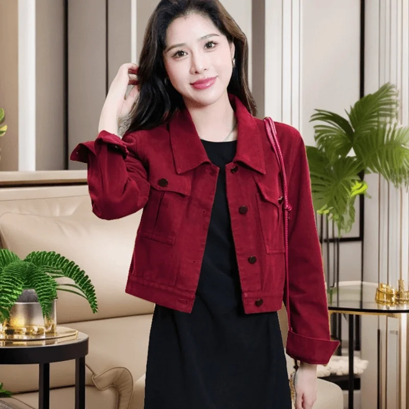 เสื้อแจ็คเก็ตยีนส์ผู้หญิงทรงหลวมแฟชั่นใหม่ ฤดูใบไม้ผลิ/ฤดูใบไม้ร่วง 2024 สไตล์อินเทอร์เน็ตเซเลบริตี้  แบบอเนกประสงค์ คอปก...