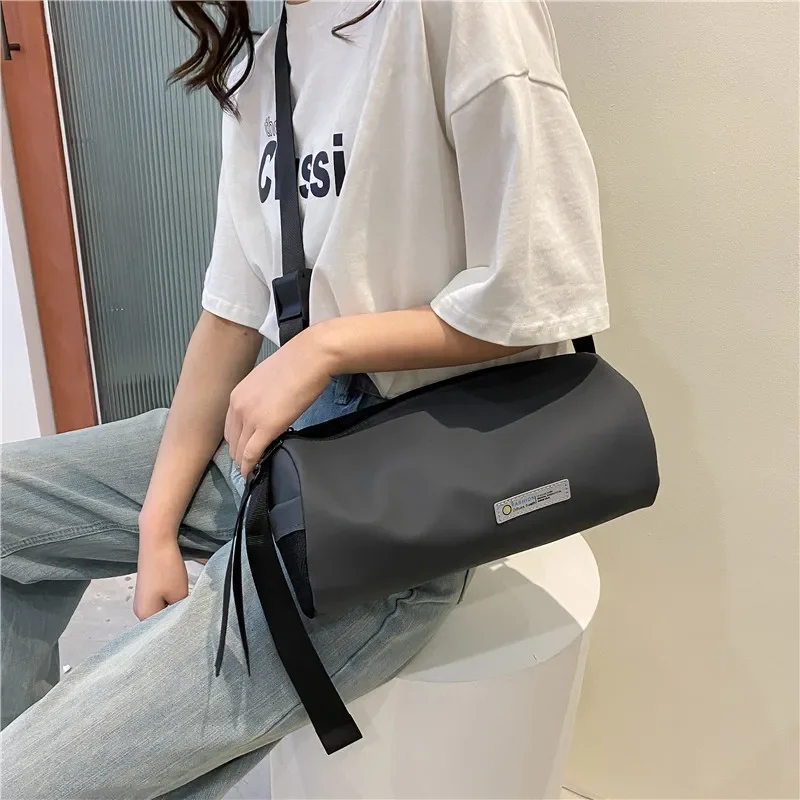 Women's Bag 2024 Trend Cylinder Shoulder Bags Fashion Large-capacity Lightweight Outdoor Sports Yoga Gym Zipper Crossbody Bag