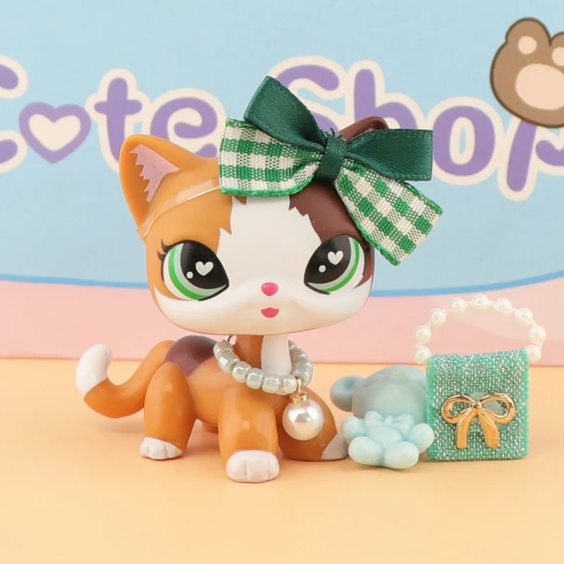 35 PIECE Pet Shop Accessories Randomly Selected*