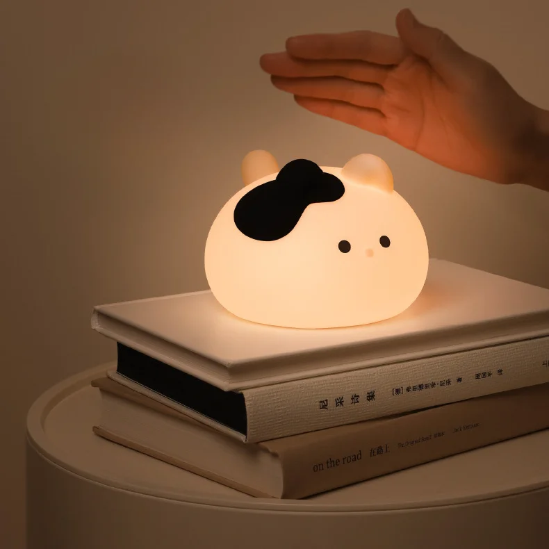 Creative And Personalized Cat Sleeping Light Charging Bedroom Eye Protection Cute Bedside Lamp Silicone Night Light