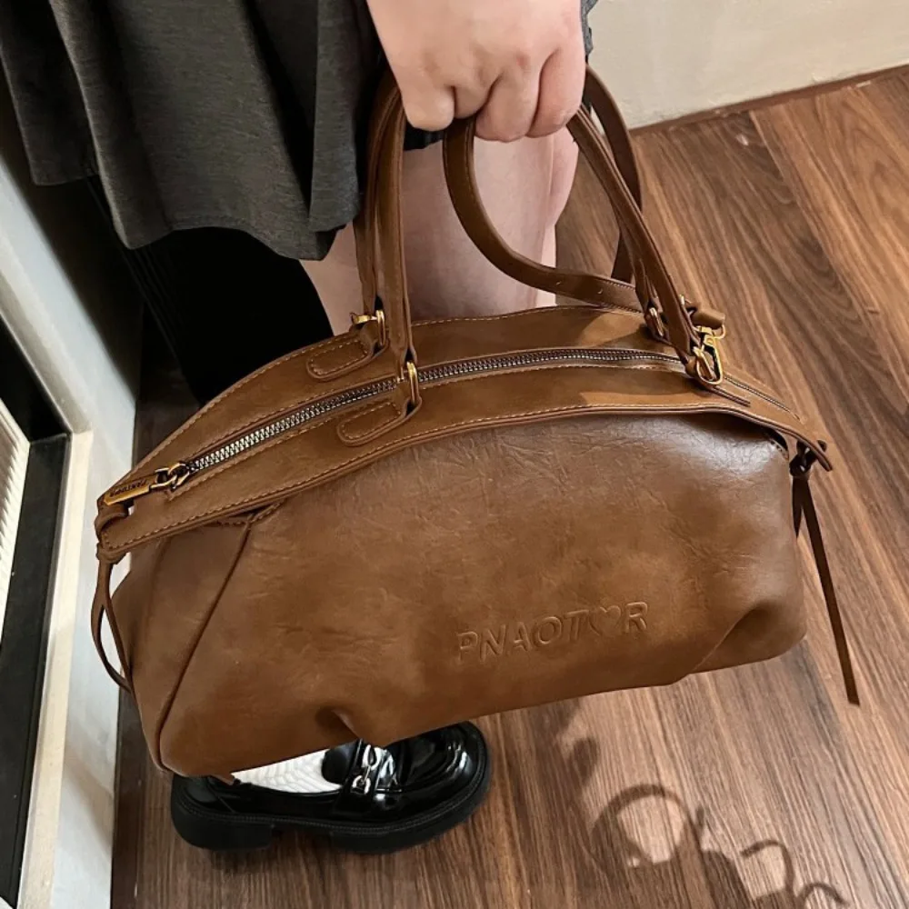 

New product sense niche underarm bag women's new autumn and winter retro fashion portable messenger bag versatile shoulder bag