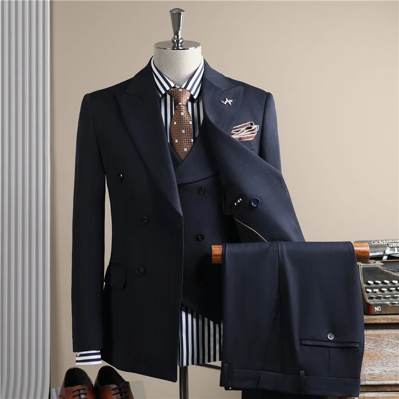Immagine 6: Completo Uomo con Giacca a Collo Rovesciato, Gilet e Pantaloni a Gamba Dritta, Set Slim Fit a 3 Pezzi con Motivo a Righe