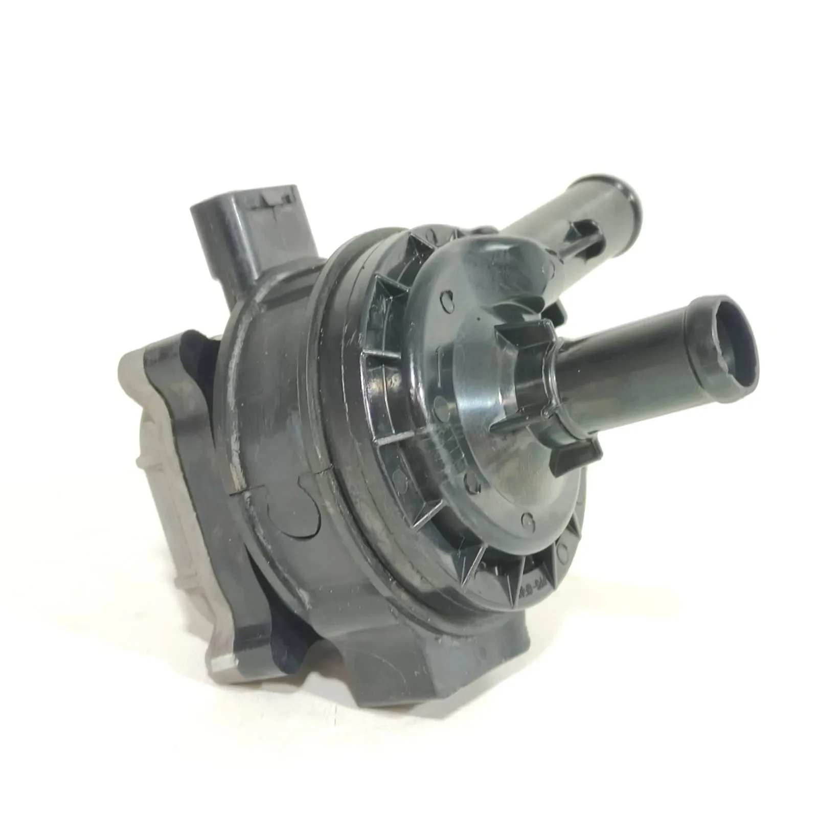 Electronic Water Pump E4t15b1118050 for Cher- in stock