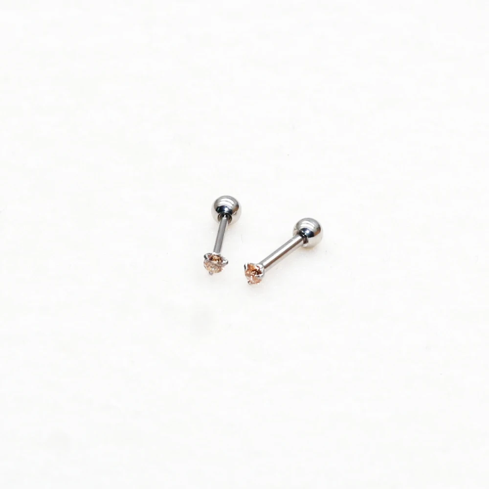Mini 20G Edelstahl-Ohrstecker mit Schraubverschluss 0,8x6mm Champagner Damen Mädchen Modeschmuck Allergiefrei Farbecht – Detail 4