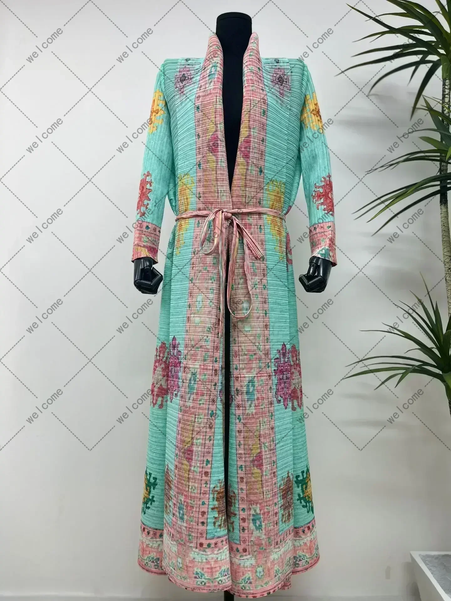 Miyake Pleated Vintage Printed Turn-down Collar Long Sleeve Mix Women Coat Woman Winter 2024 New Dubai Style Plus Size Coat