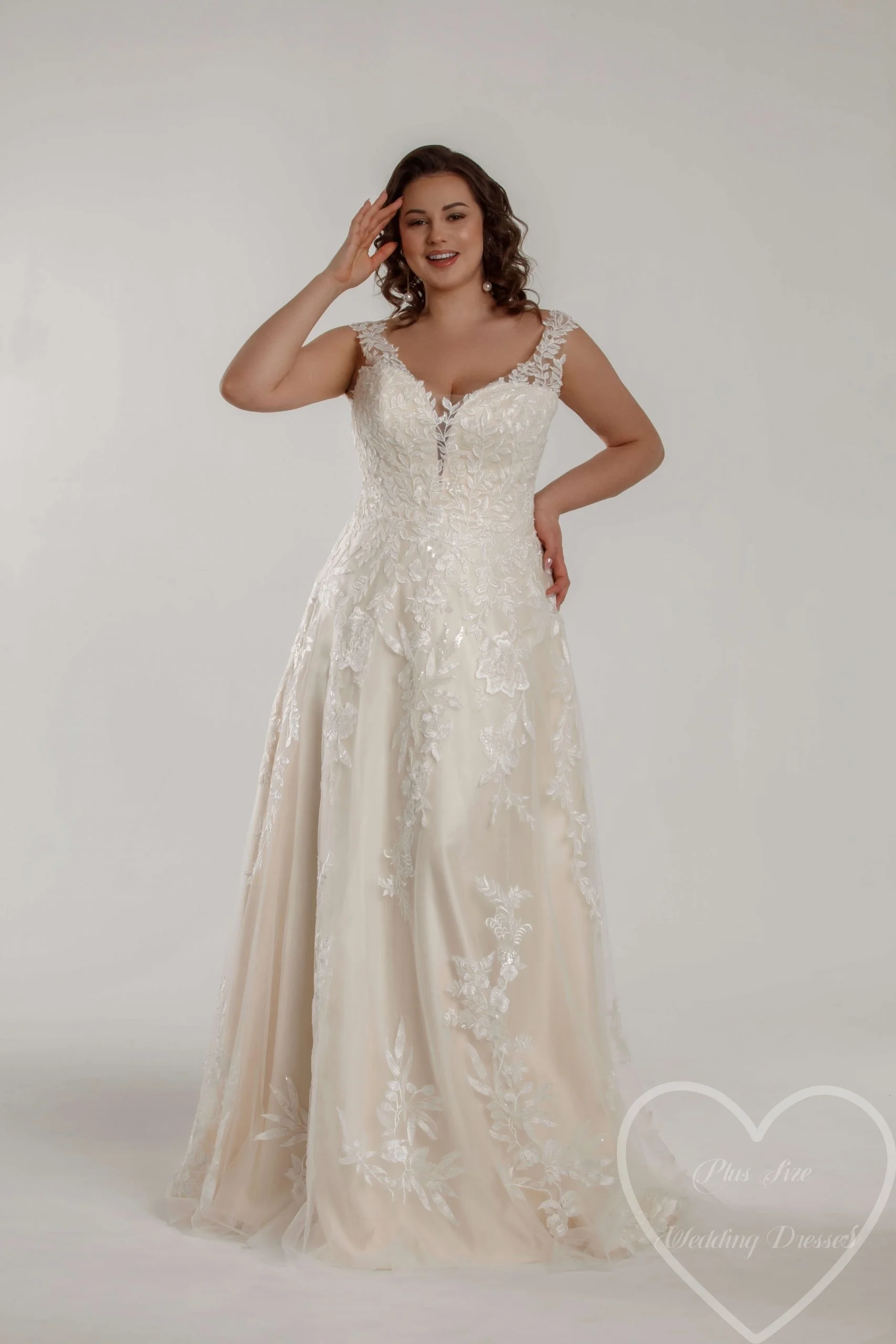Plus Size Champagne Long Wedding Dresses 2026 Lace Applique Sexy Wedding Gowns With Button Sparkle Ivory Bridal Gowns Custom