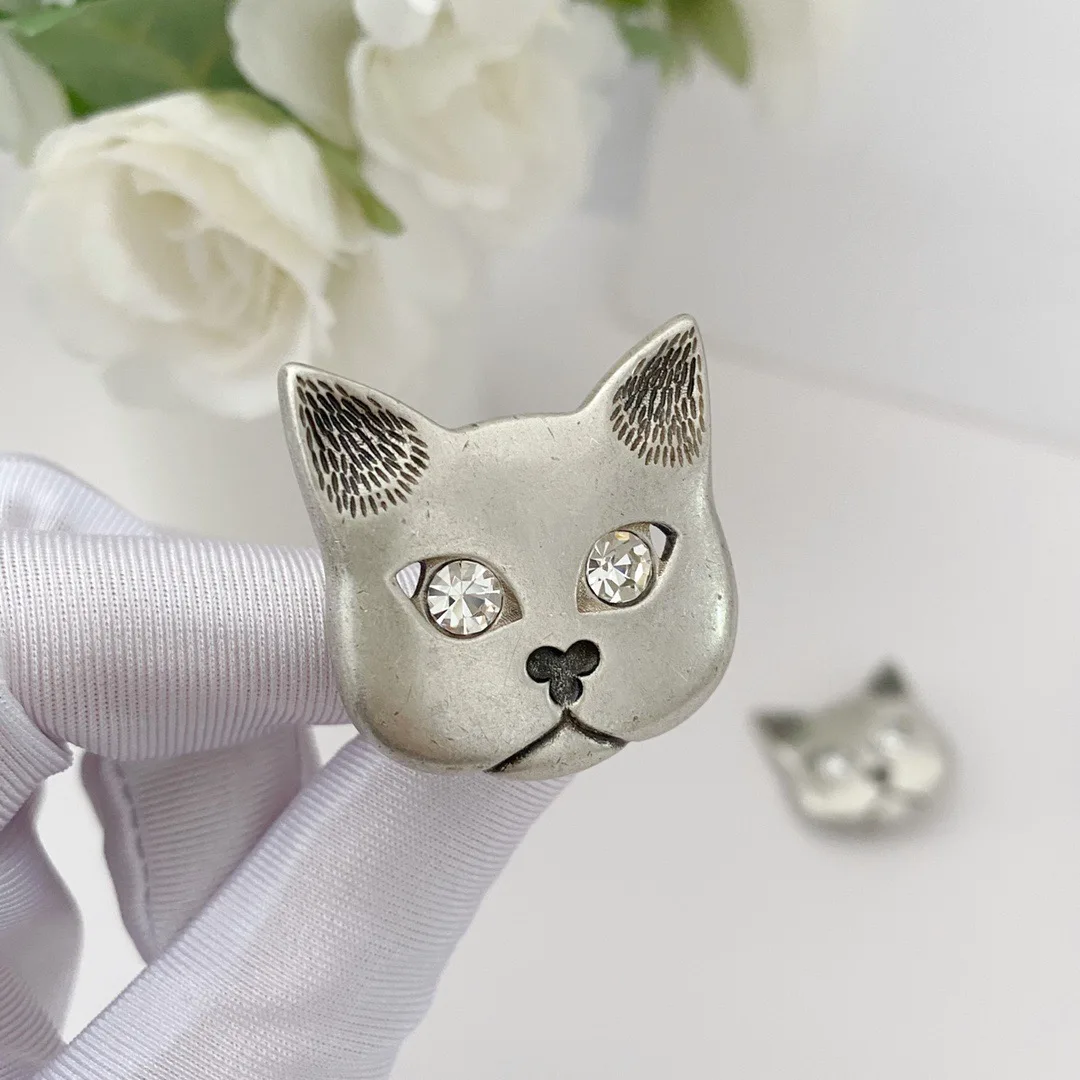 Earrings Light Luxury Retro Cat Personality Earclips For Women Aretes De Mujer Pendientes Boucle D’Oreille Orecchini Clip De