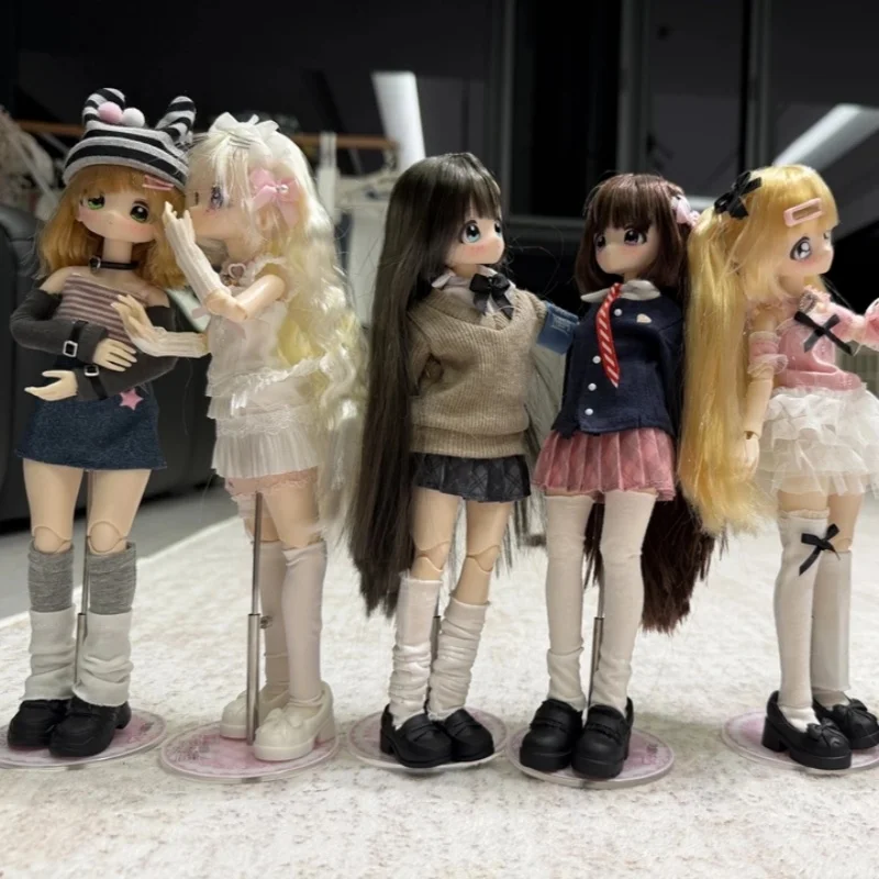 Thumbnail 3 - #17 Most Popular Ball Jointed Dolls