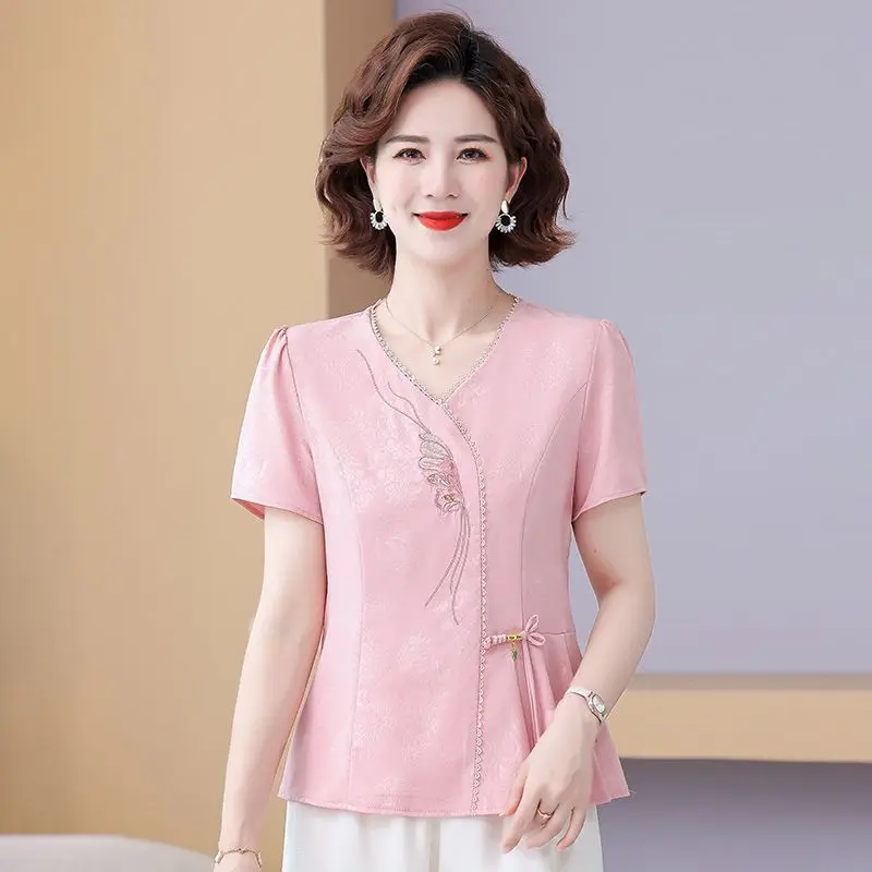 

Elegant Chinese Style Buttoned Short Sleeve Blouse for Mature Women