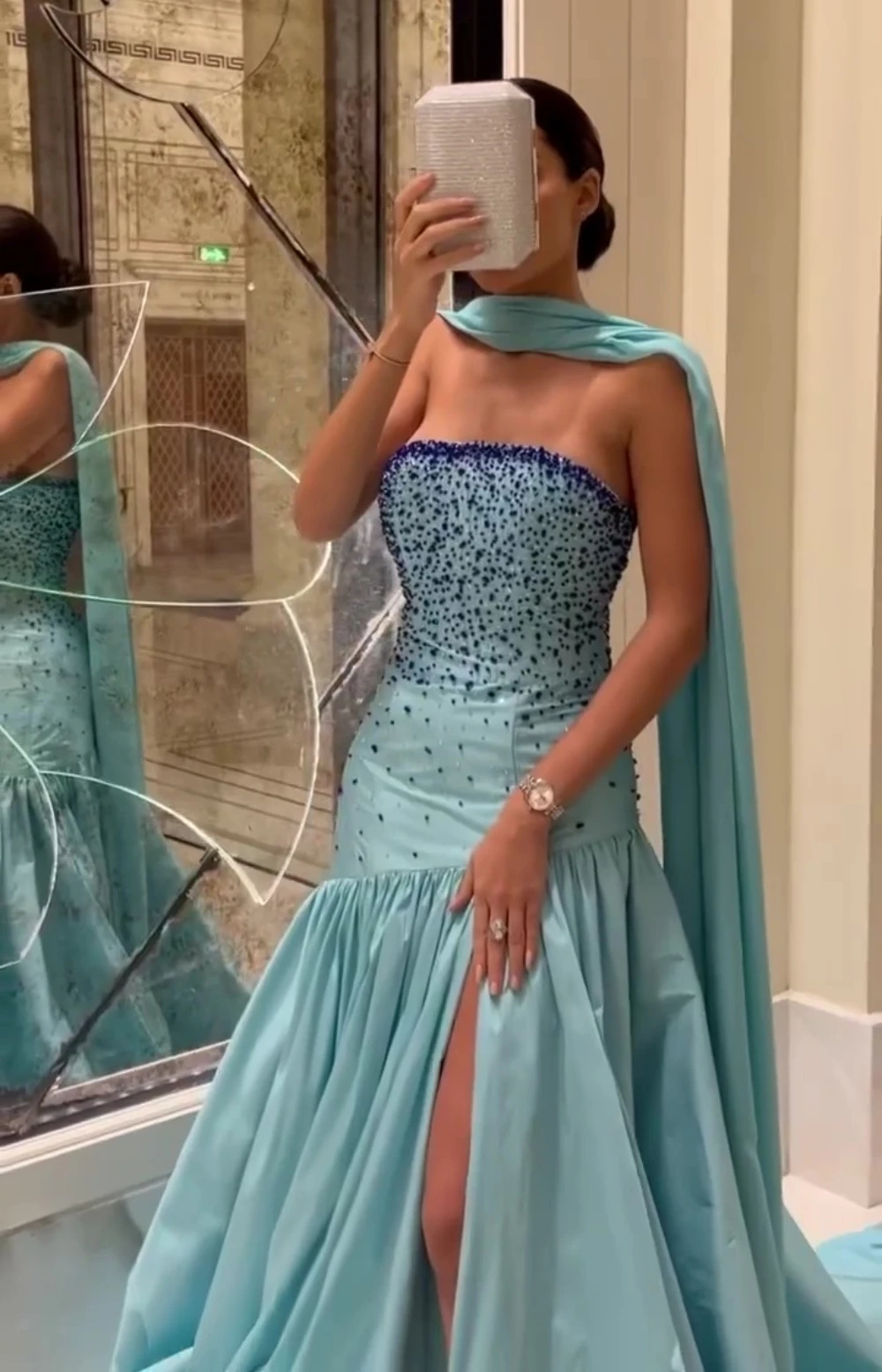 Dostosowane suknie balowe seksowna bez ramiączek syrenka wieczorowa frezowanie zroszony s suknia na formalne okazje Vestido de festas longo casamento