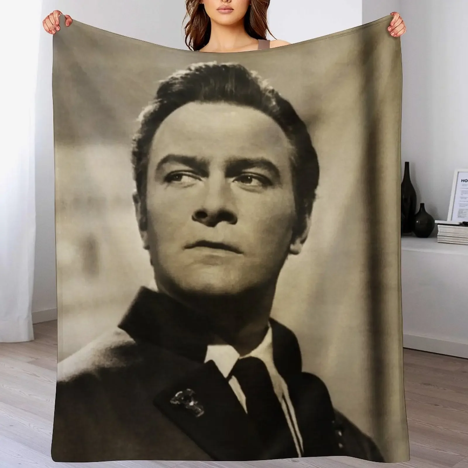 Christopher Plummer Throw Blanket funny gift Baby Blankets For Sofas Hair Blankets