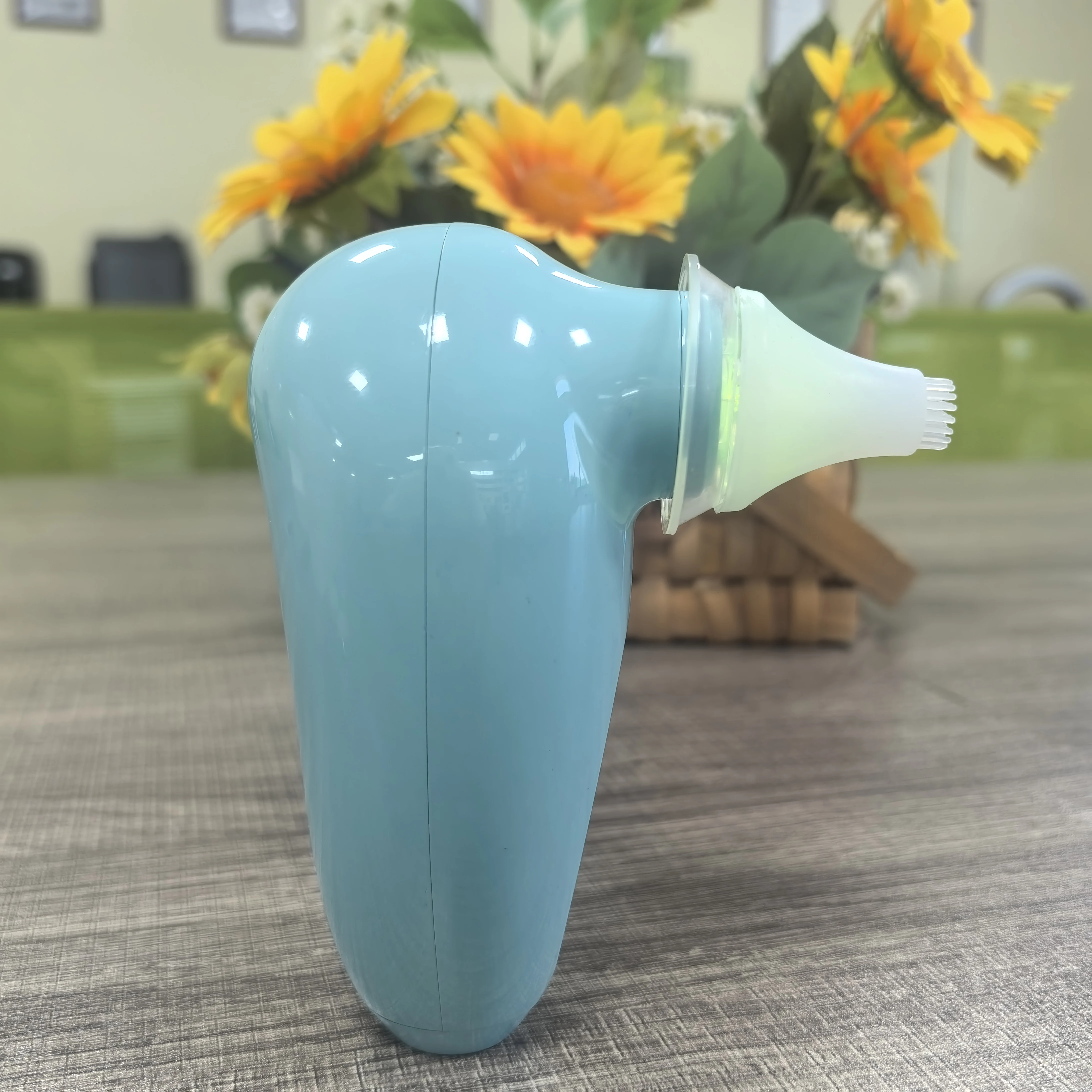 Draagbaar 4-in-1 gezichtshuidliftapparaat Gezichtssiliconenborstelreiniger Elektrische gezichtsreinigingsborstel voor diepe reiniging