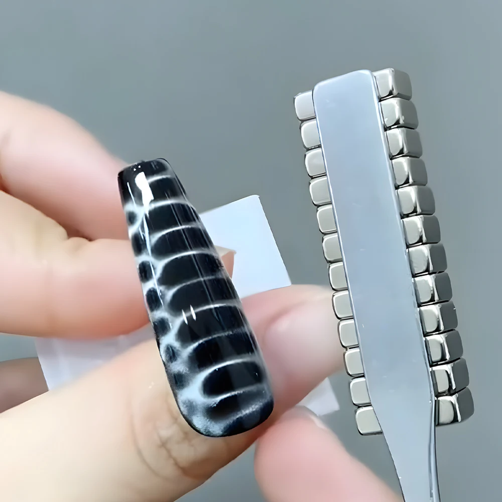 12Pcs Nail Cat Eye Strong Effect Magnet Nail Crocodile Texture Magnetic Stick UV Gel Polish Cat Eye Gradient Rod Manicure Bar