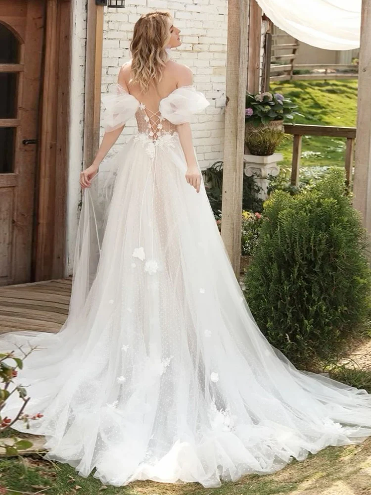 4562 #   Vestido de novia personalizado con flores en 3D y hombros descubiertos, corte en A, con cuello en V, abertura larga, espalda baja, encaje de lunares