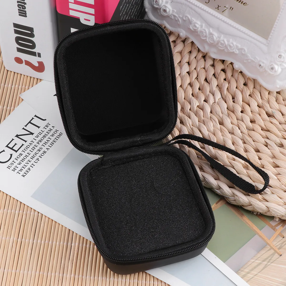 

Футляр для хранения эфирных масел, 7 отделений, на 5 мл, водонепроницаемый, жесткий, дорожный, защитный чехол для роликовых флаконов, 1 шт.